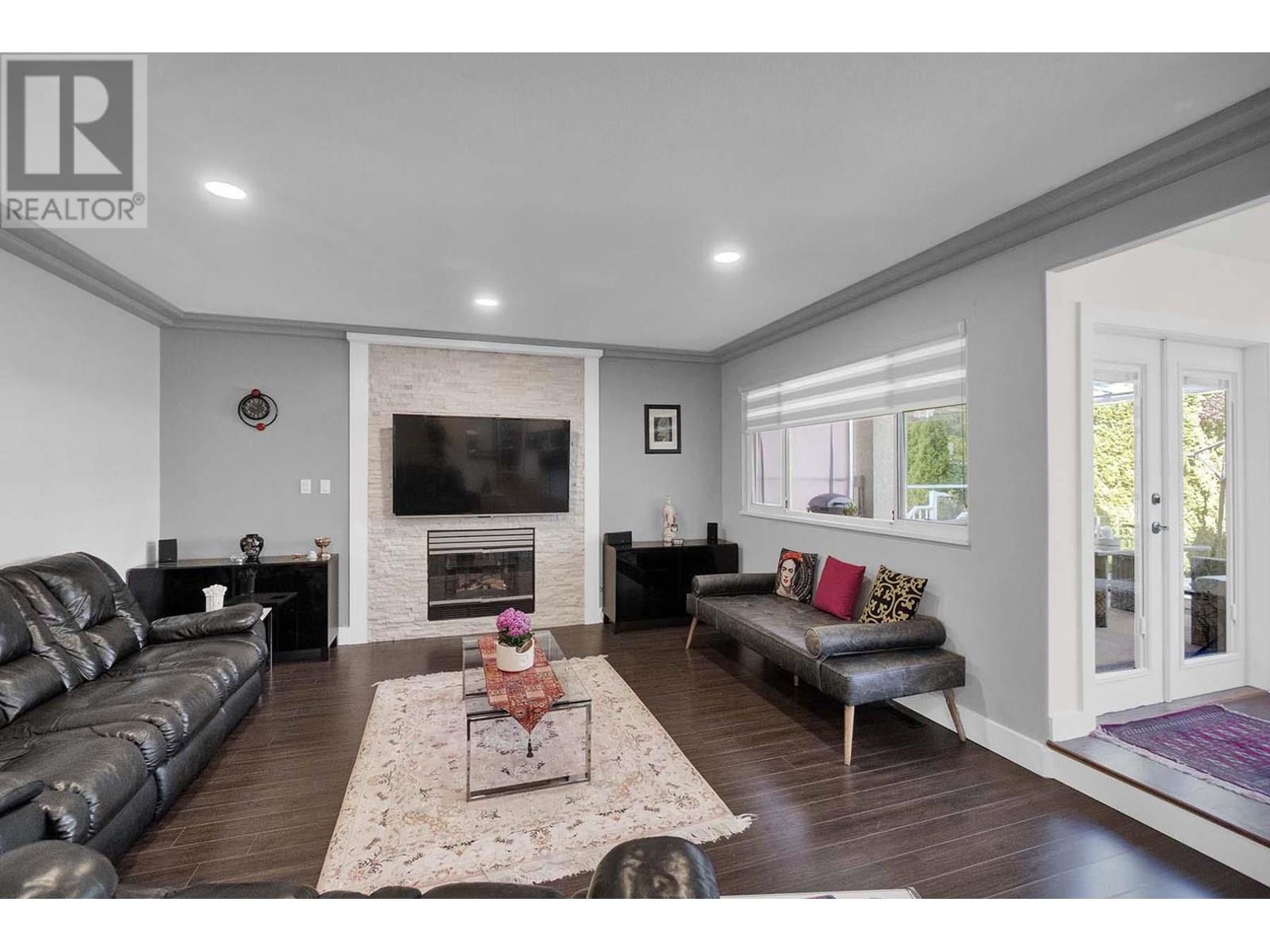 Photo 5 of 1512 Eagle Mountain Drive, Coquitlam BC
