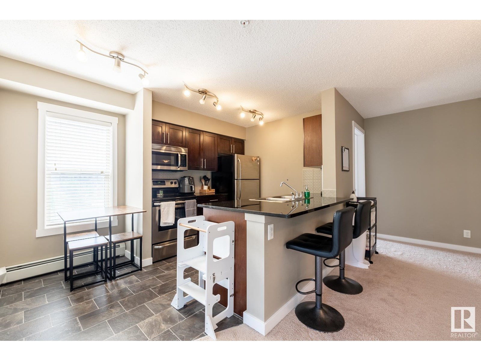 Photo 14 of 217 5390 Chappelle Rd Sw, Edmonton AB
