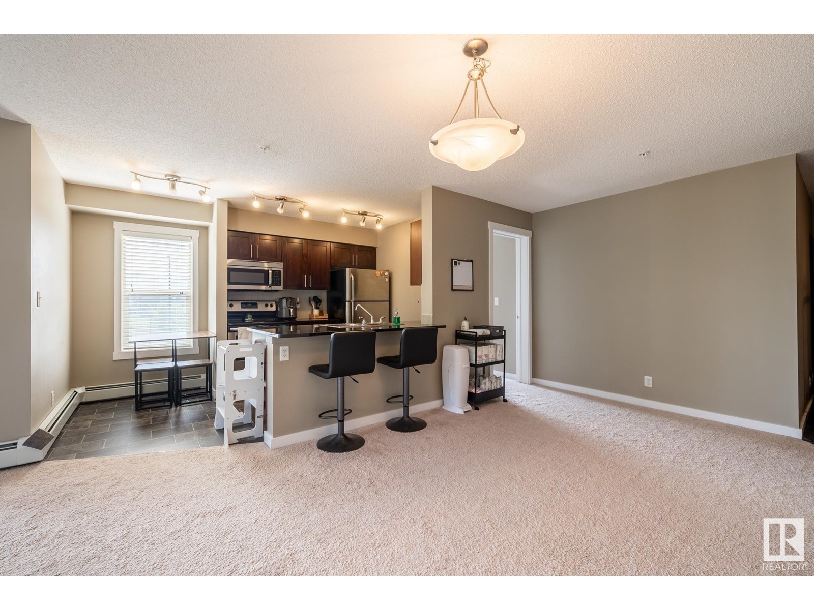 Photo 12 of 217 5390 Chappelle Rd Sw, Edmonton AB
