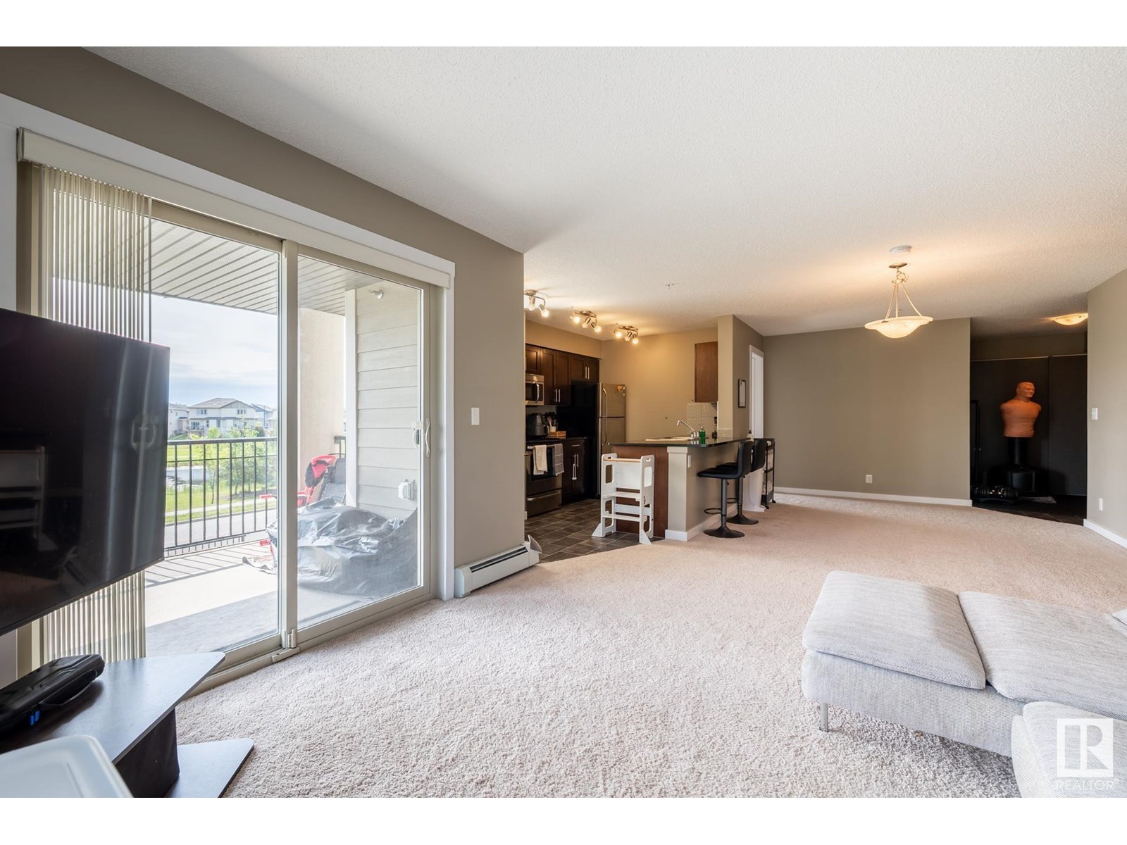 Photo 10 of 217 5390 Chappelle Rd Sw, Edmonton AB