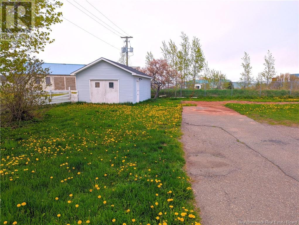 Photo 2 of 254 Jd Gauthier Boulevard, Shippagan NB
