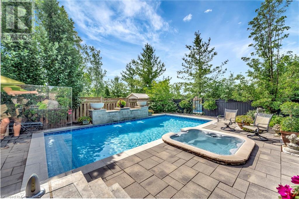 Photo 25 of 2469 Whistling Springs Crescent, Oakville ON