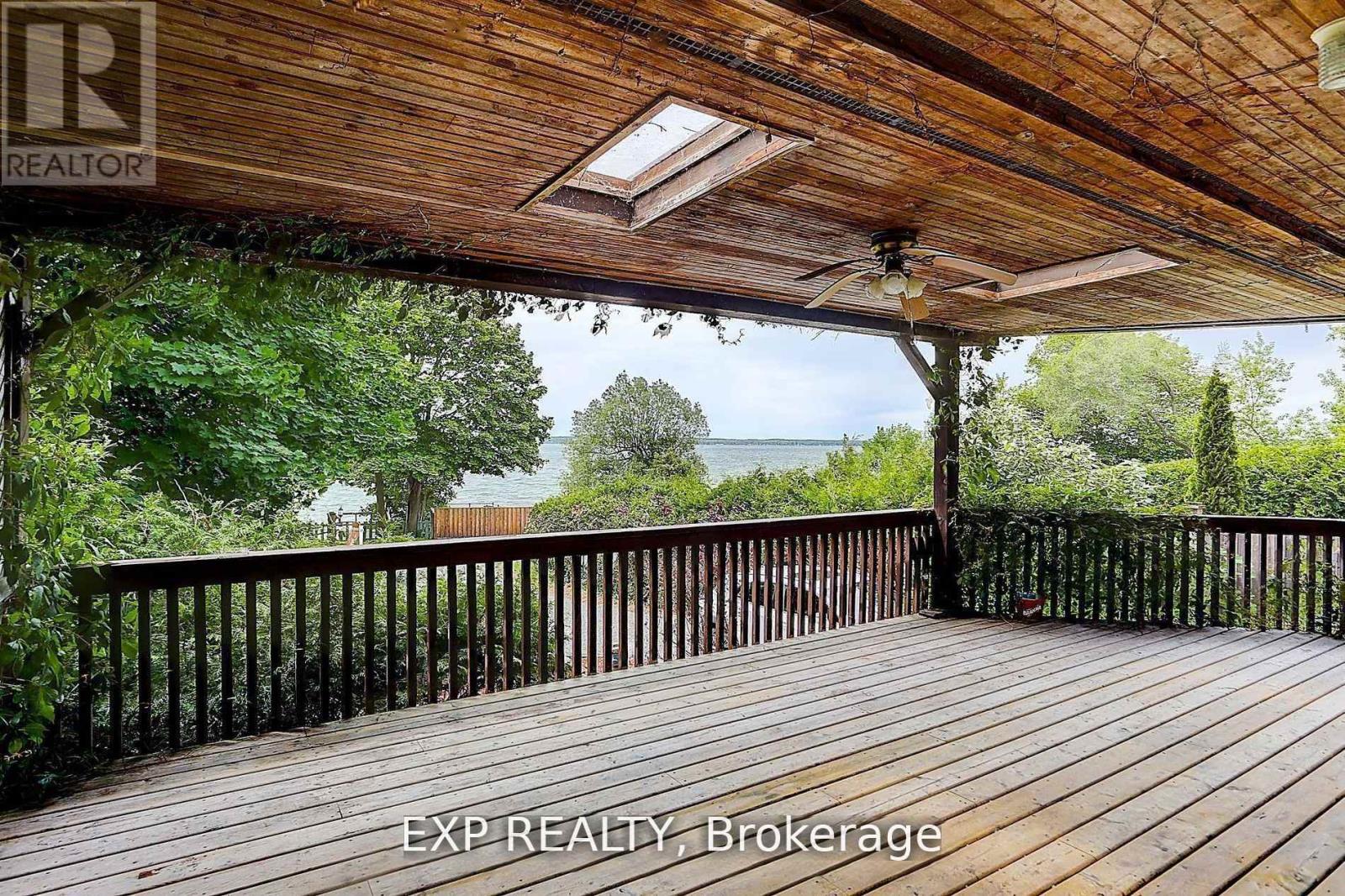 Photo 40 of 127 Lake Drive N, Georgina ON
