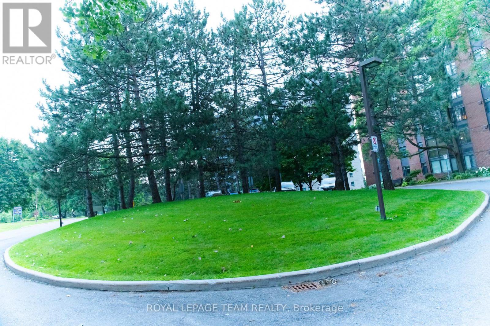 Photo 10 of 1516 2871 Richmond Road, Ottawa ON