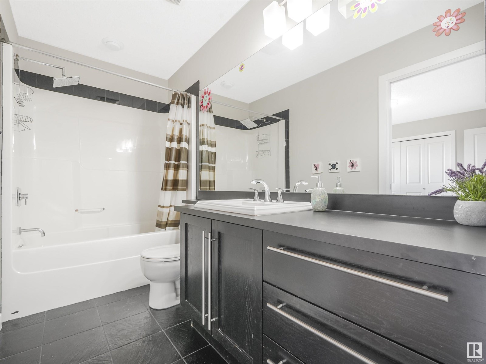 Photo 66 of 55 Ridgeland Pt, Sherwood Park AB
