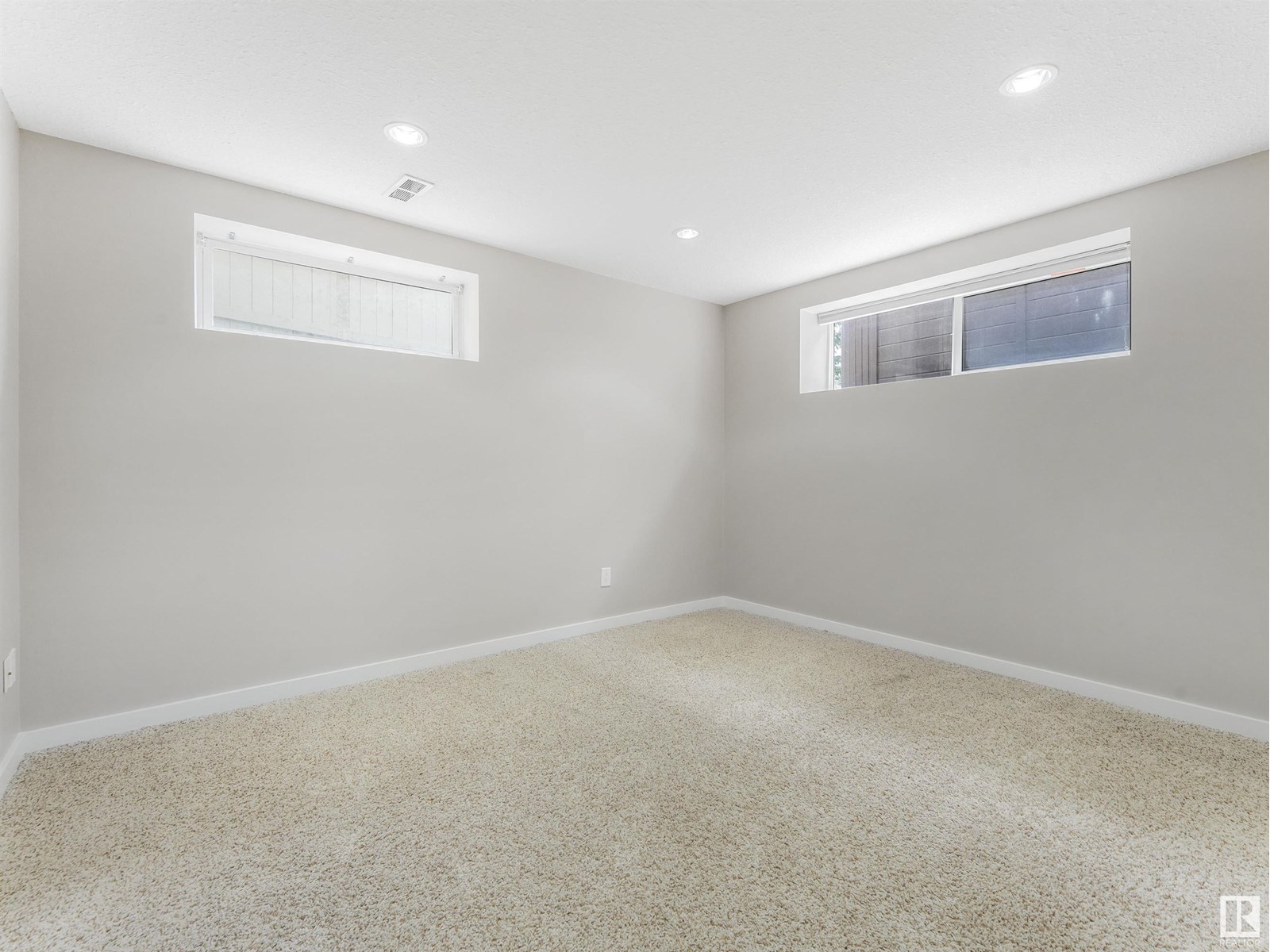 Photo 11 of 55 Ridgeland Pt, Sherwood Park AB