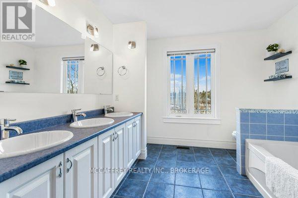 Photo 35 of 3994 Howes Road, Kingston ON