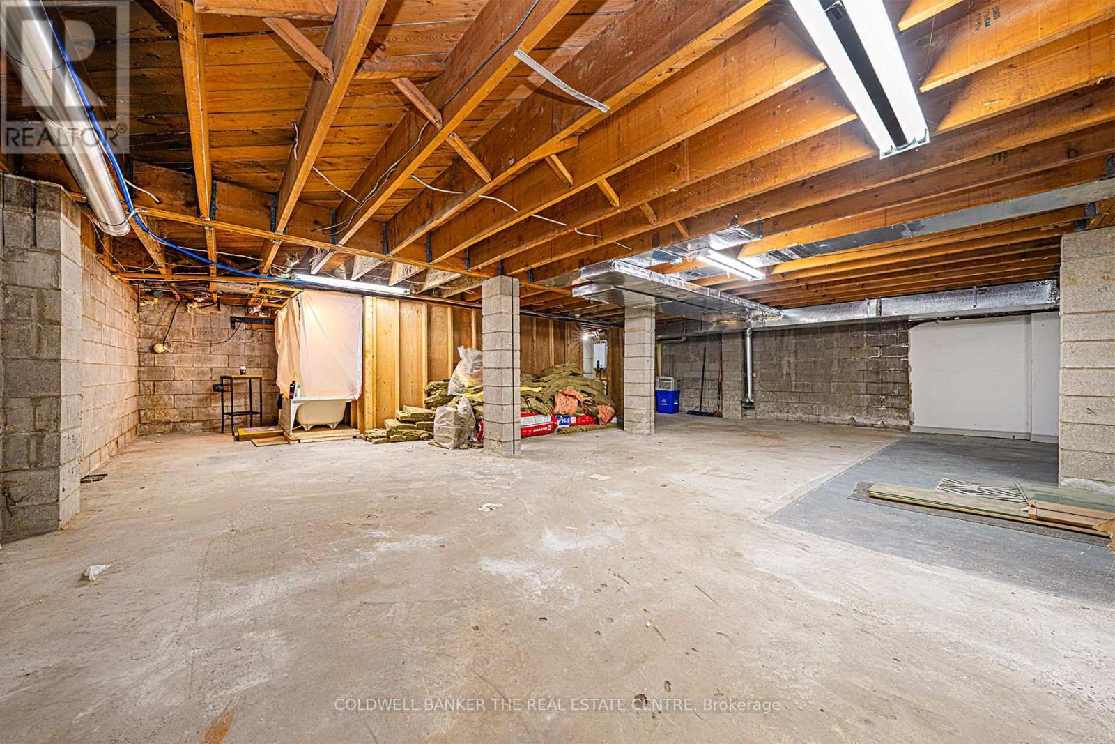 Photo 20 of 920 Lake Drive E, Georgina ON