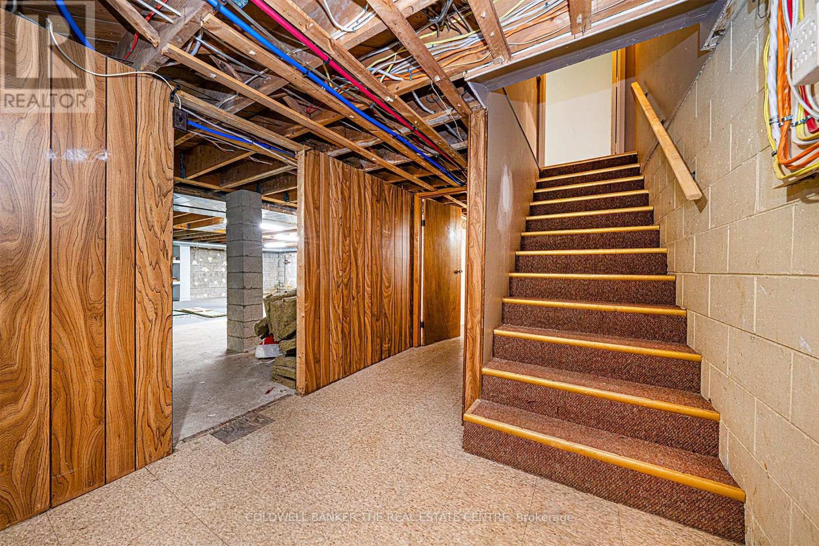 Photo 22 of 920 Lake Drive E, Georgina ON