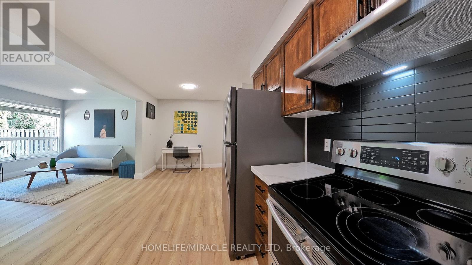 Photo 17 of 470 Annapolis Court, Waterloo ON