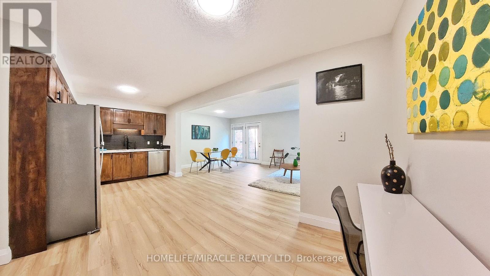 Photo 26 of 470 Annapolis Court, Waterloo ON