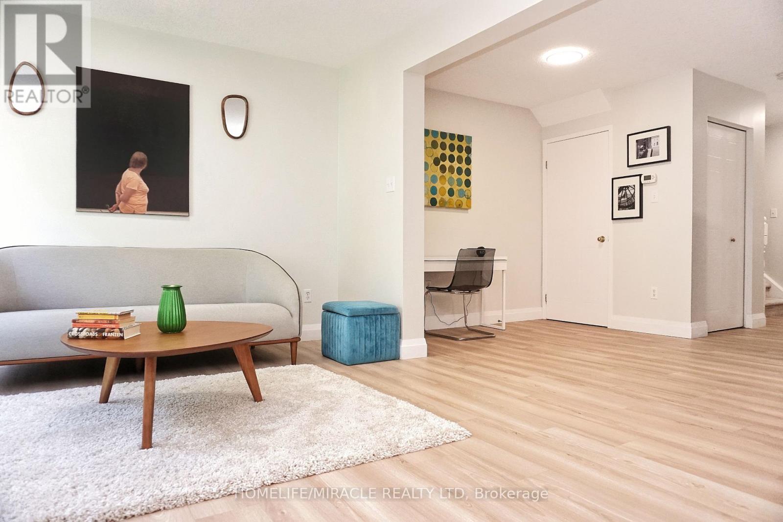 Photo 30 of 470 Annapolis Court, Waterloo ON
