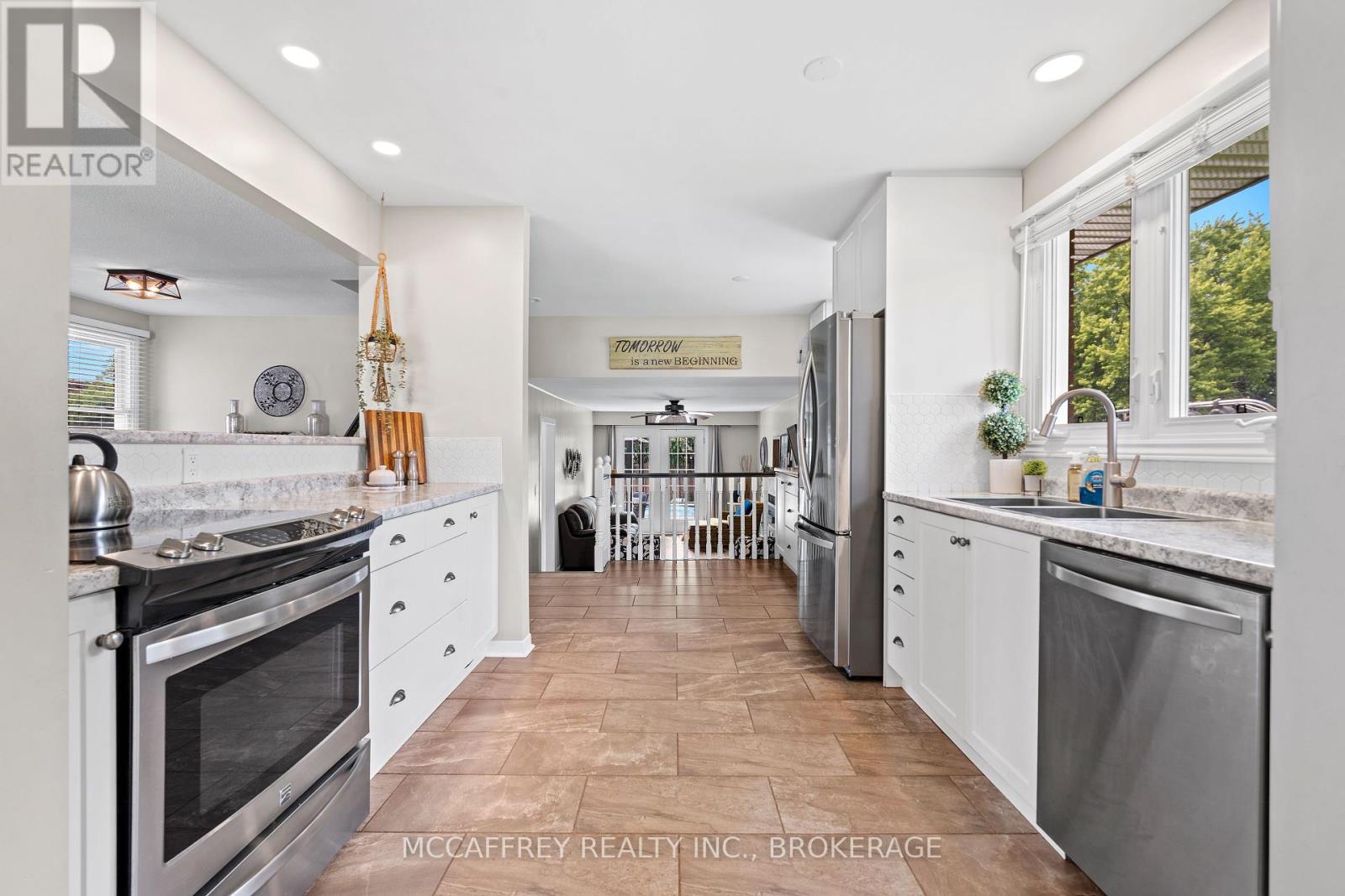 Photo 25 of 801 High Gate Park Drive, Kingston ON