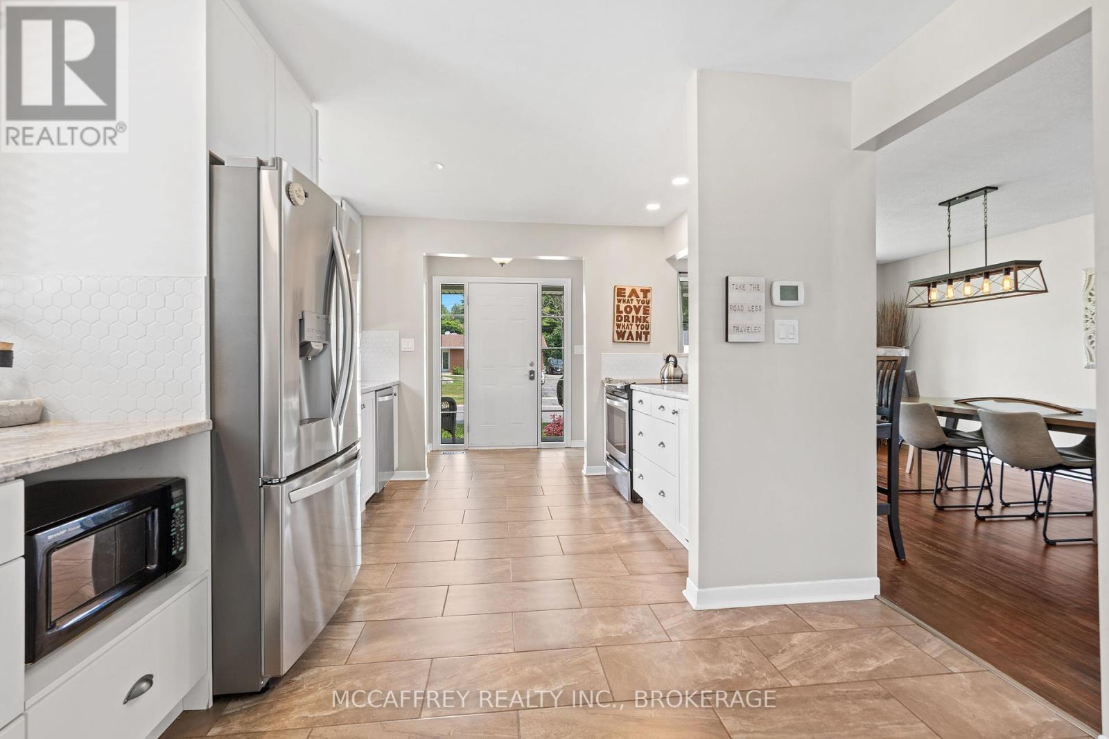 Photo 44 of 801 High Gate Park Drive, Kingston ON