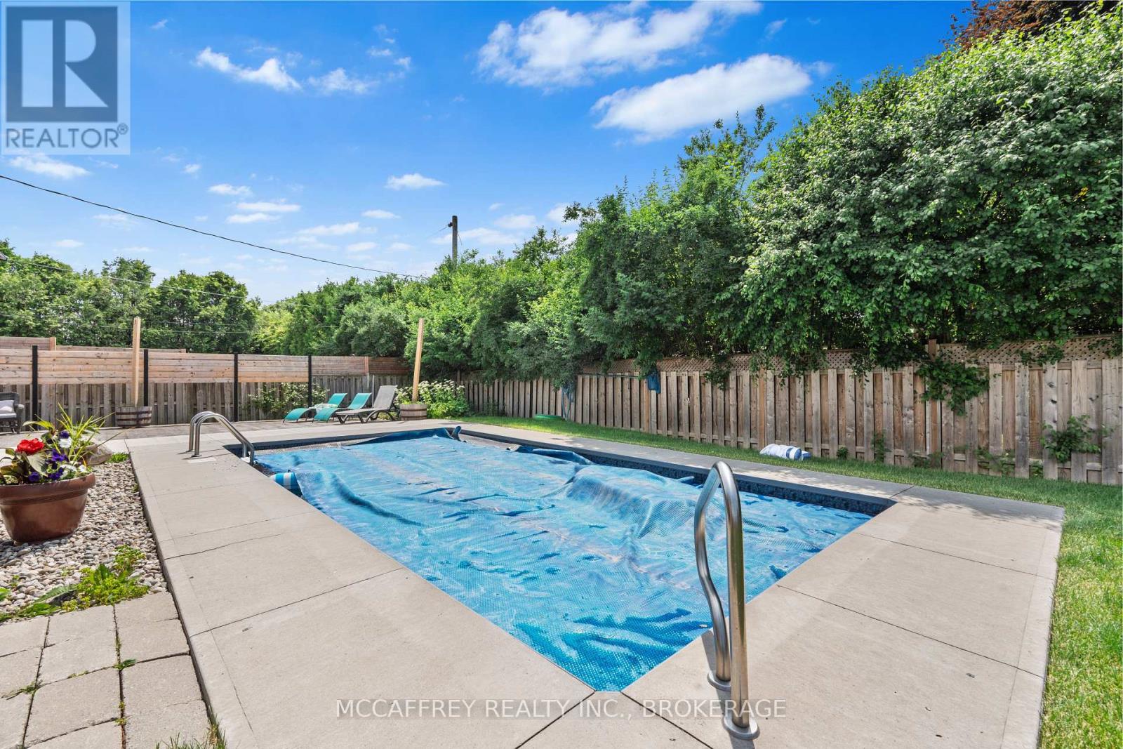 Photo 11 of 801 High Gate Park Drive, Kingston ON