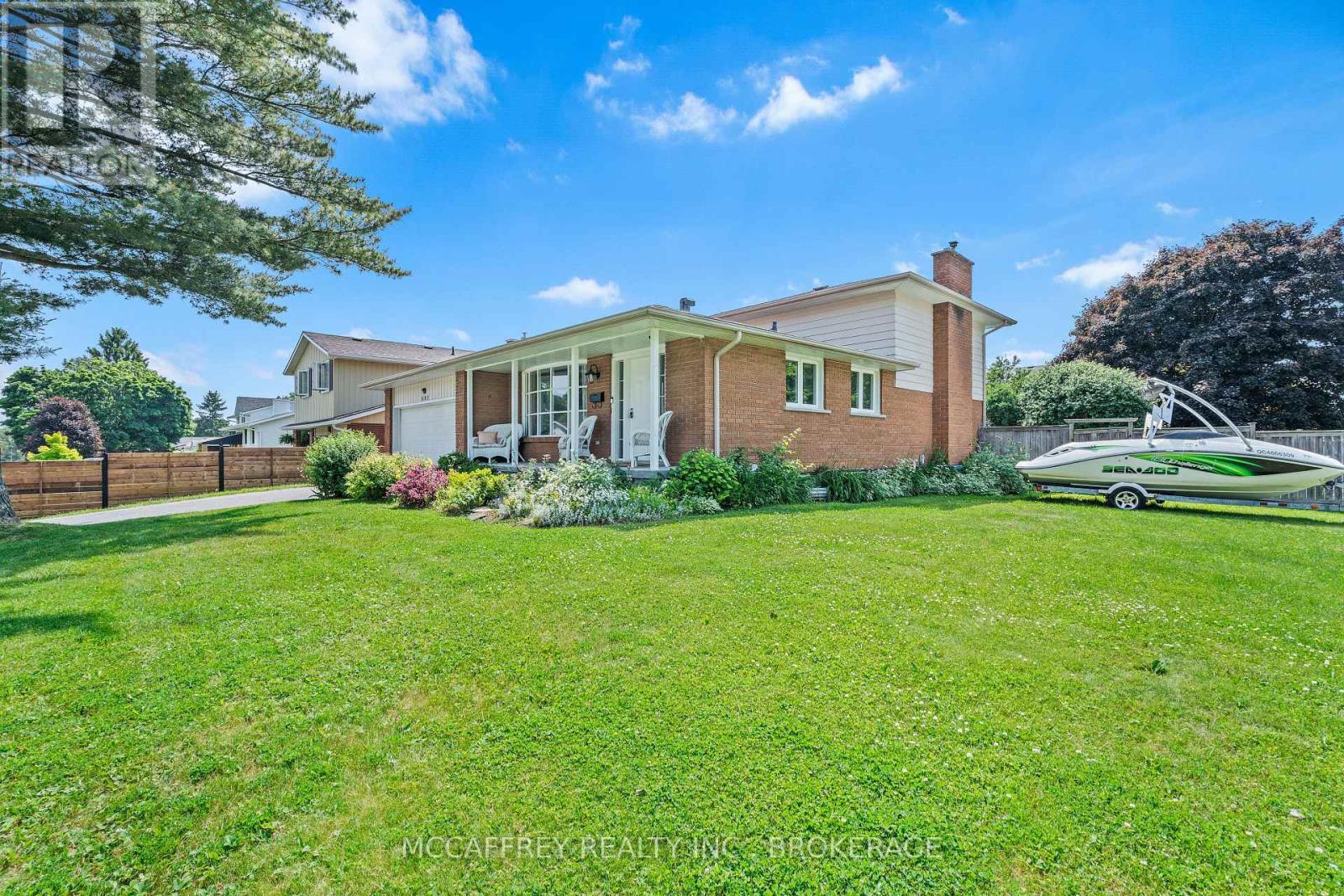 Photo 24 of 801 High Gate Park Drive, Kingston ON