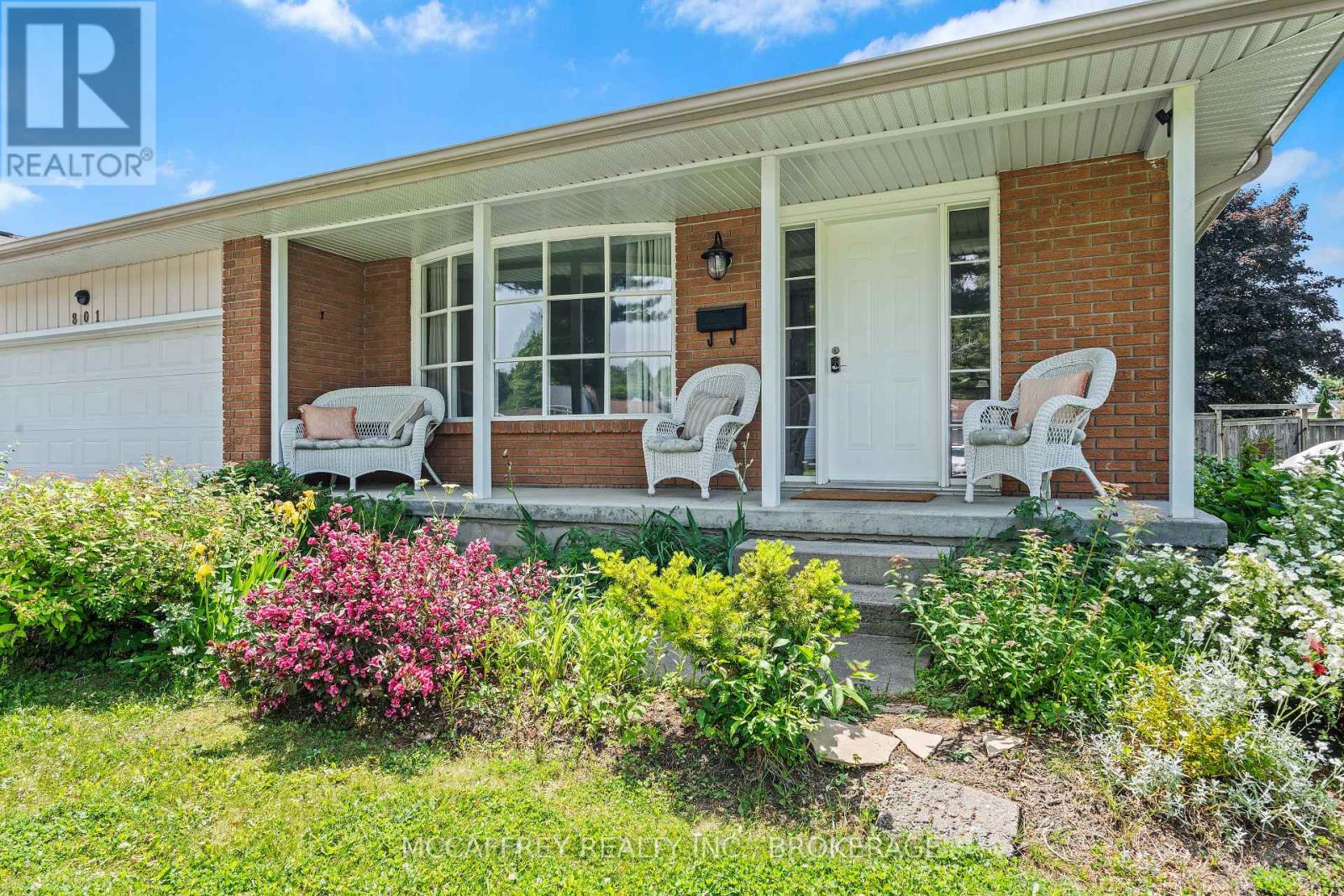 Photo 39 of 801 High Gate Park Drive, Kingston ON