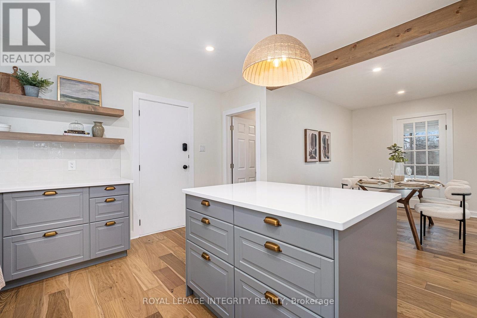 Photo 1 of 17 Lockview Road, Ottawa ON
