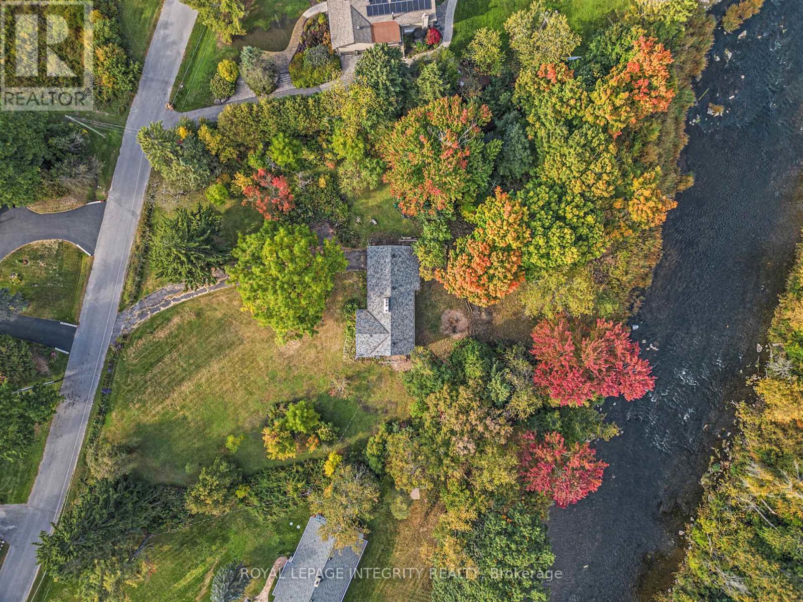 Photo 28 of 17 Lockview Road, Ottawa ON