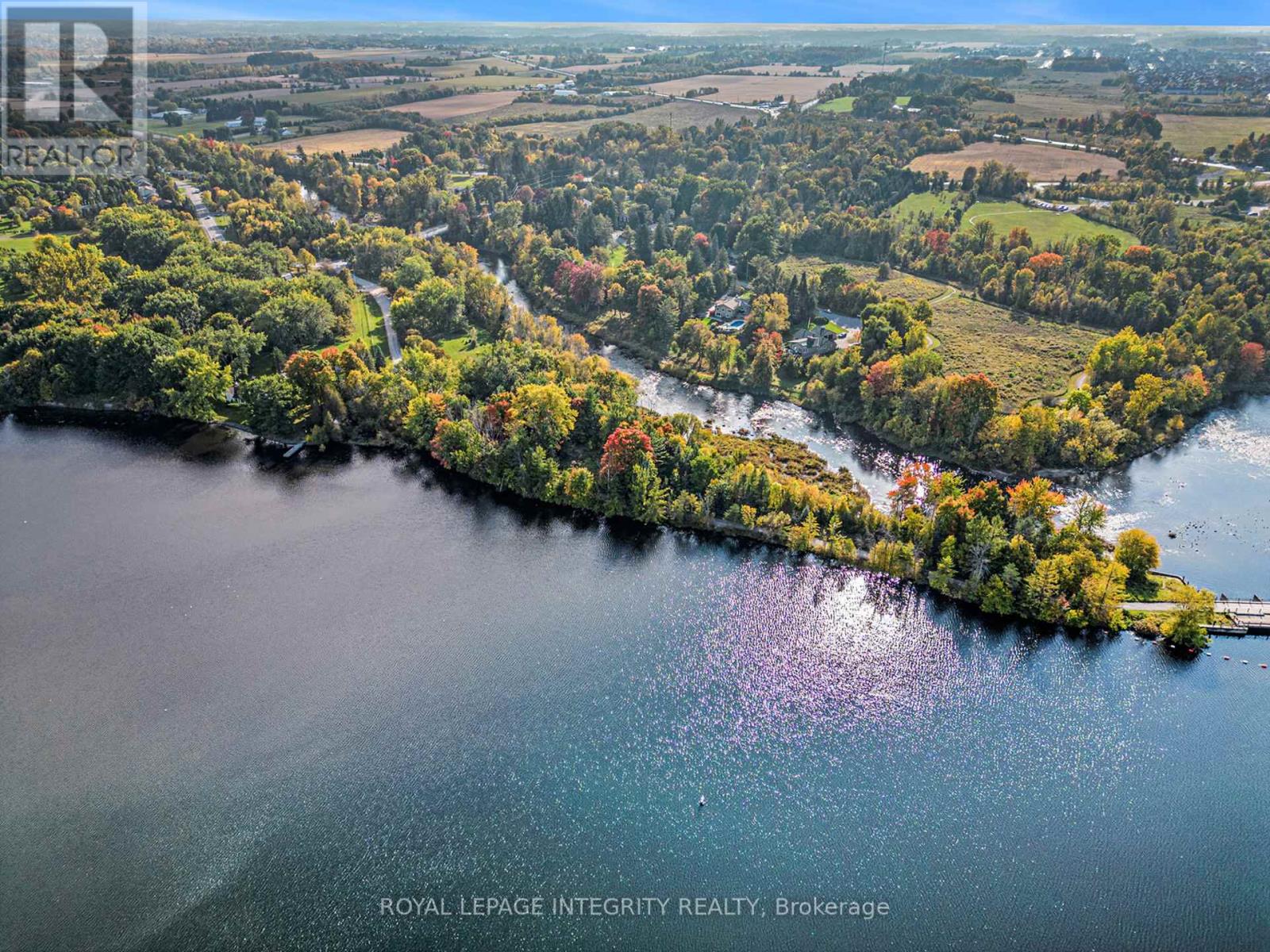 Photo 23 of 17 Lockview Road, Ottawa ON
