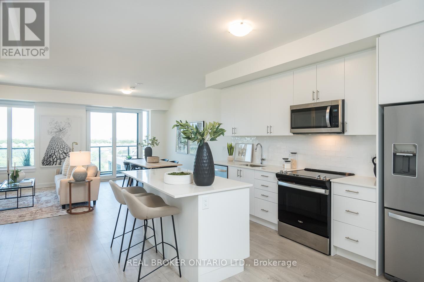 Photo 16 of 1016 3200 William Coltson Avenue, Oakville ON