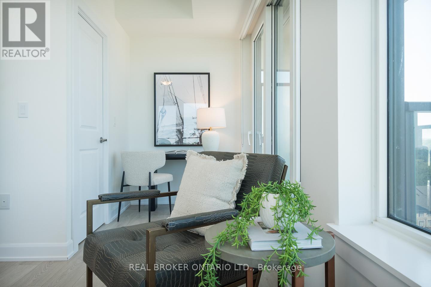 Photo 29 of 1016 3200 William Coltson Avenue, Oakville ON