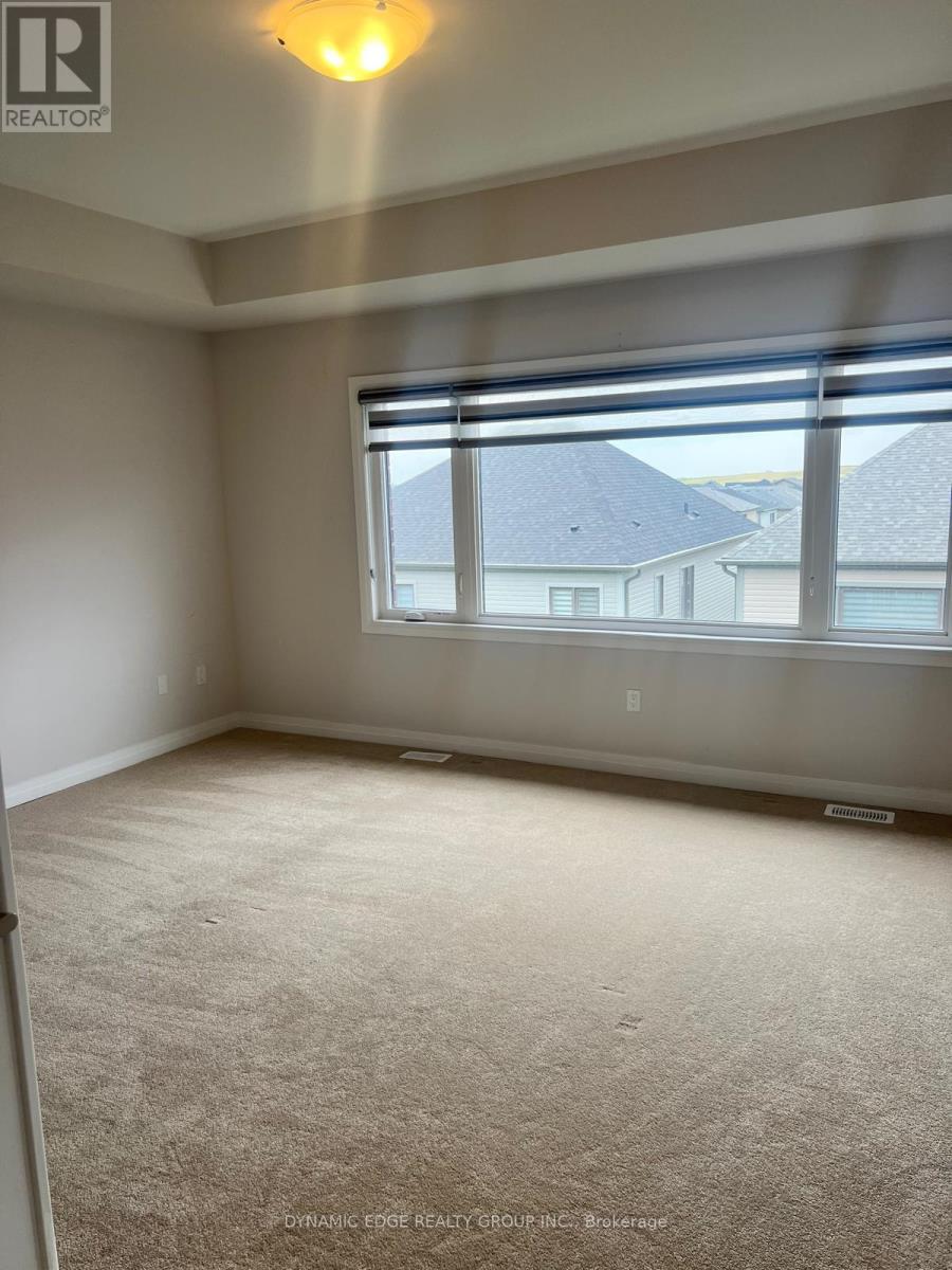 Photo 20 of 453 Robert Woolner Street, North Dumfries ON