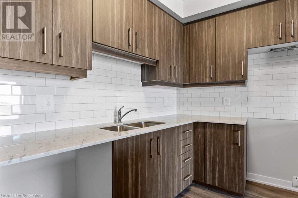 Photo 10 of 5002 King Street Unit 309, Beamsville ON