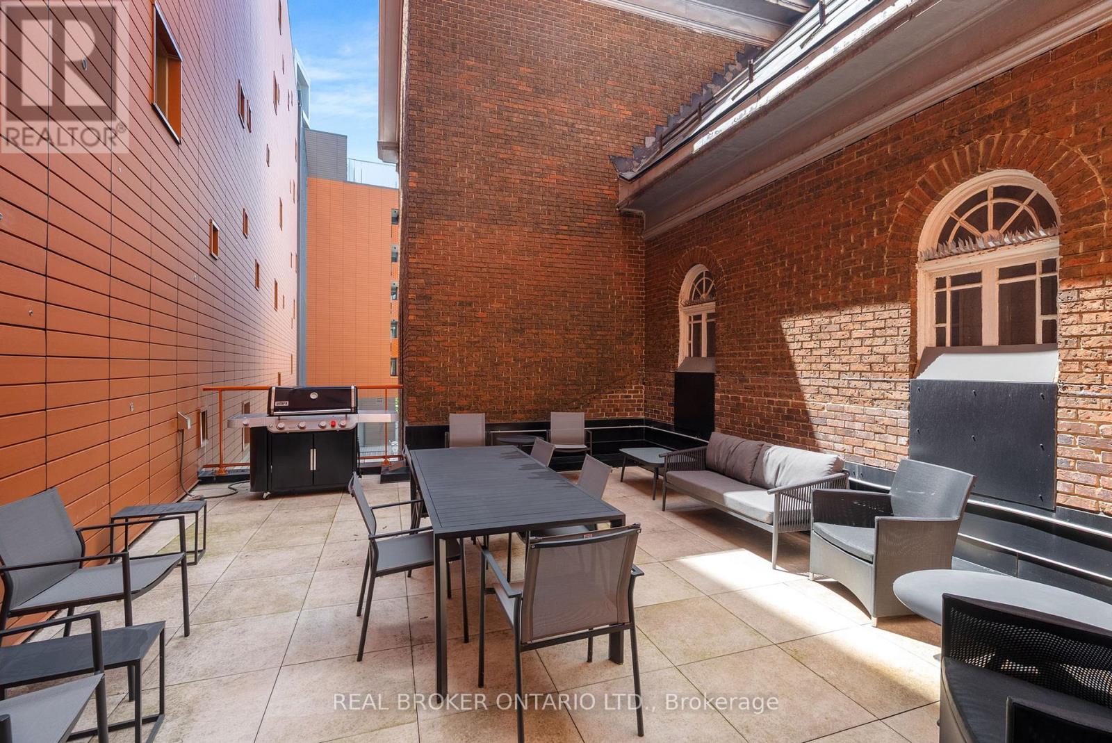 Photo 3 of 307 135 Barrette Street, Ottawa ON