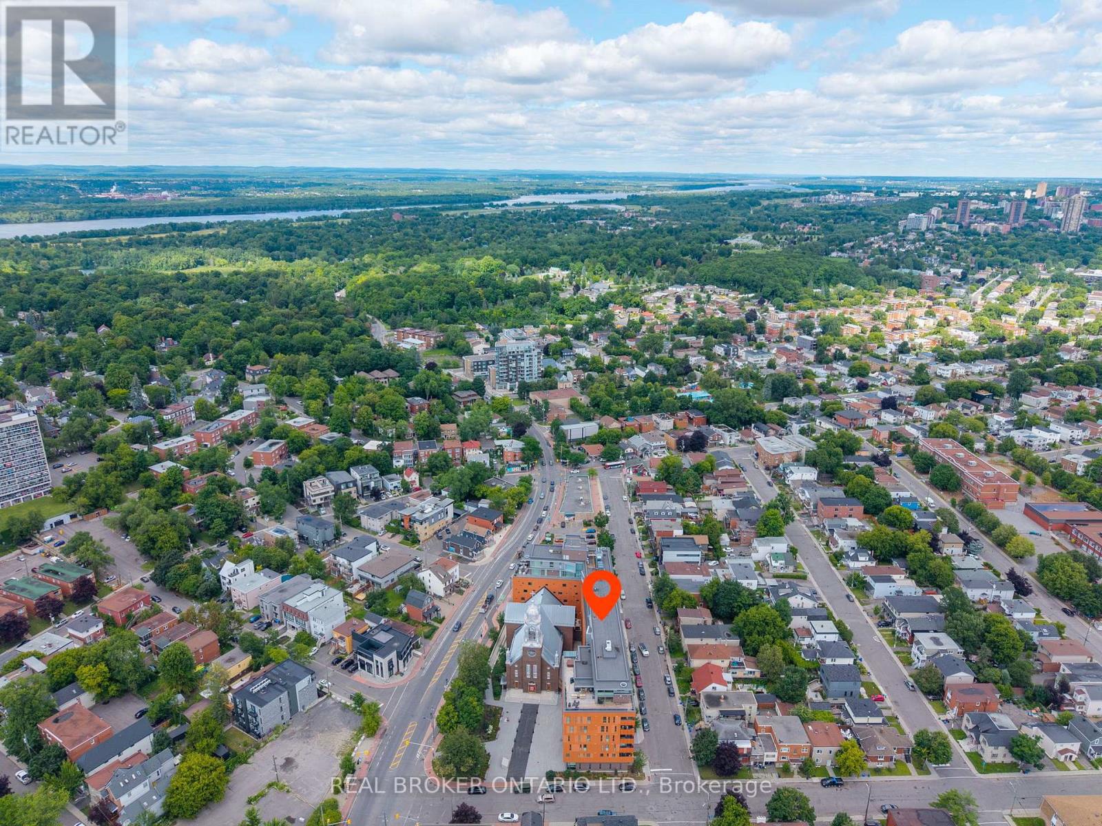Photo 14 of 307 135 Barrette Street, Ottawa ON