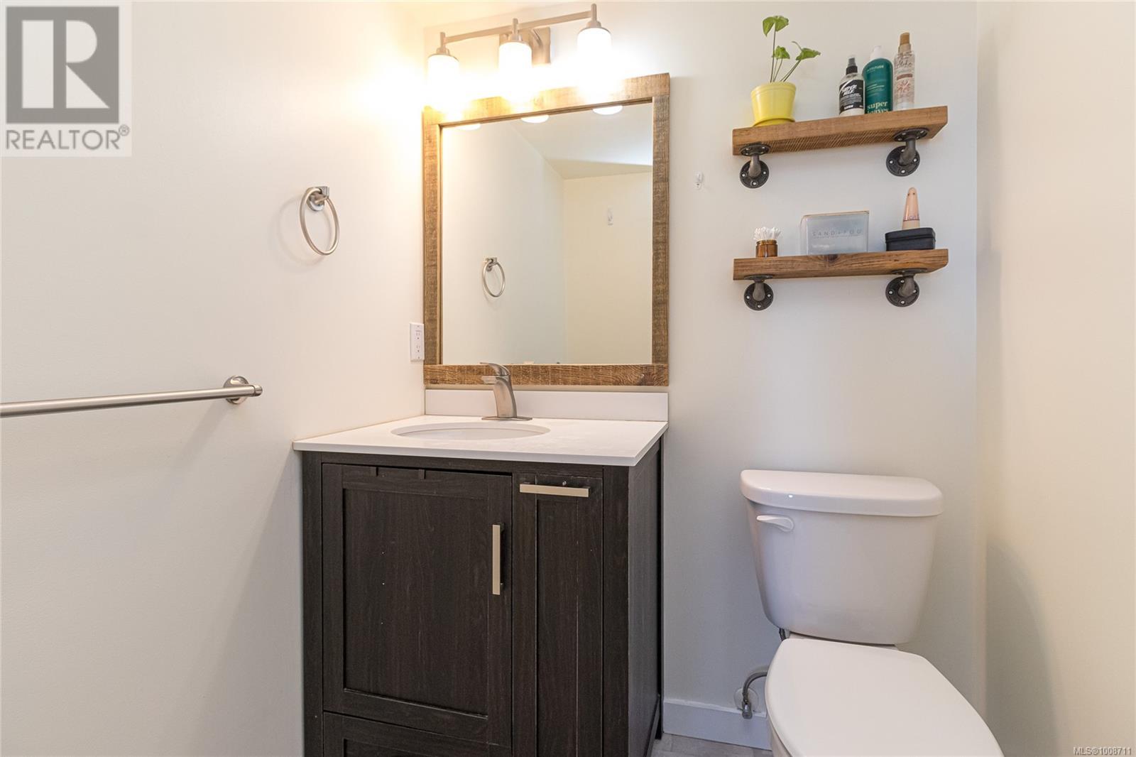 Photo 2 of 804 1026 Johnson St, Victoria BC