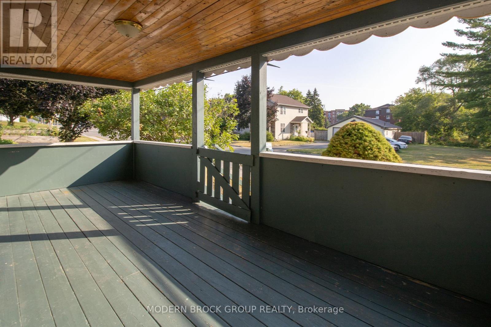 Photo 12 of 190 Ormond Street, Brockville ON