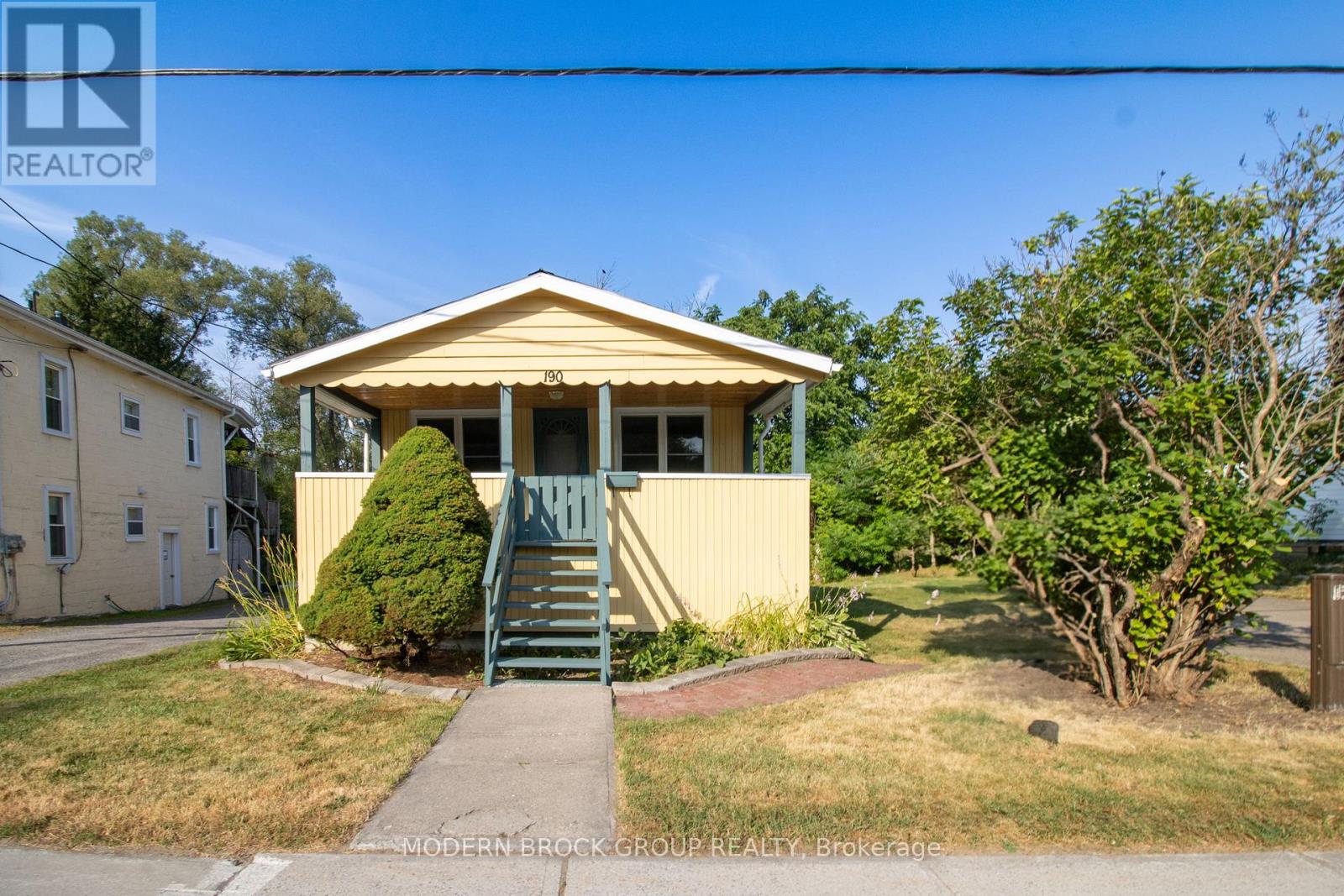 Photo 2 of 190 Ormond Street, Brockville ON