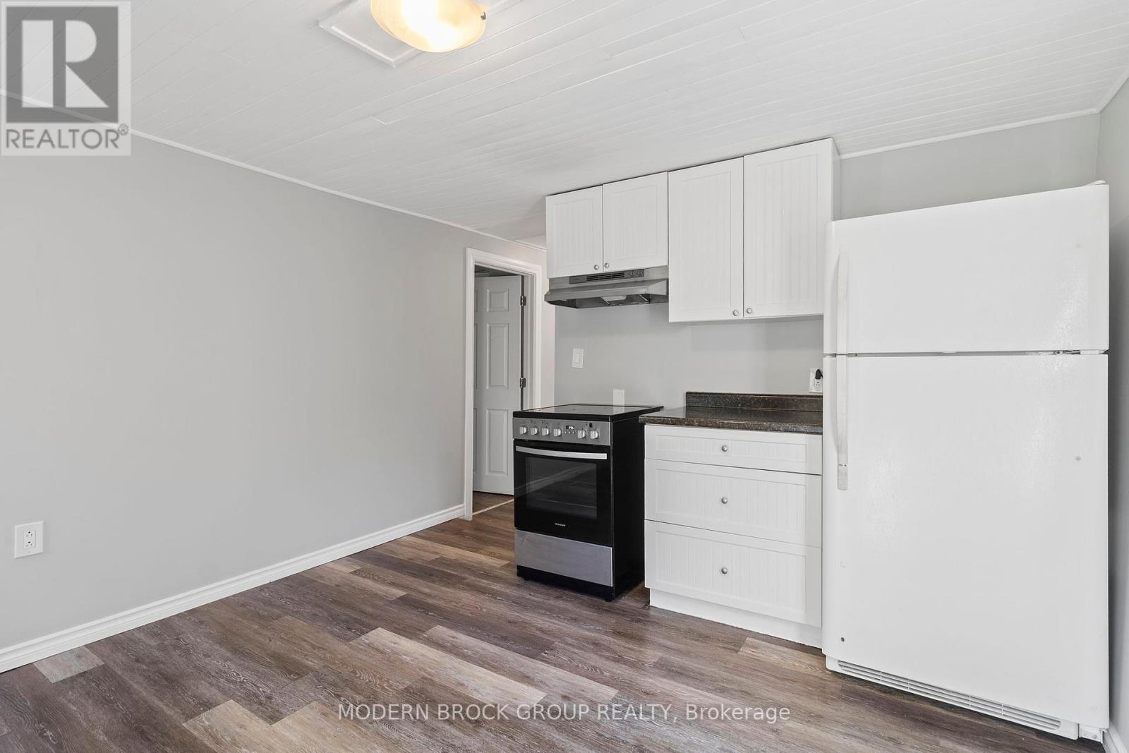 Photo 24 of 190 Ormond Street, Brockville ON