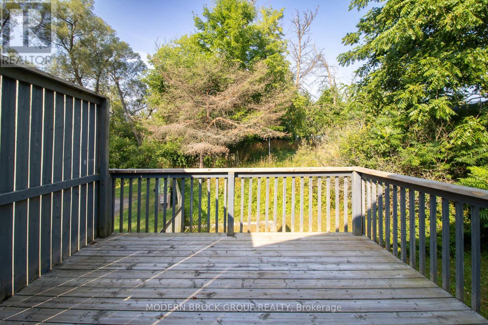 Photo 9 of 190 Ormond Street, Brockville ON