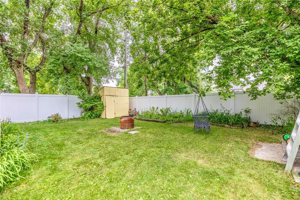 Photo 22 of 54 Woodlands Crescent, Winnipeg MB