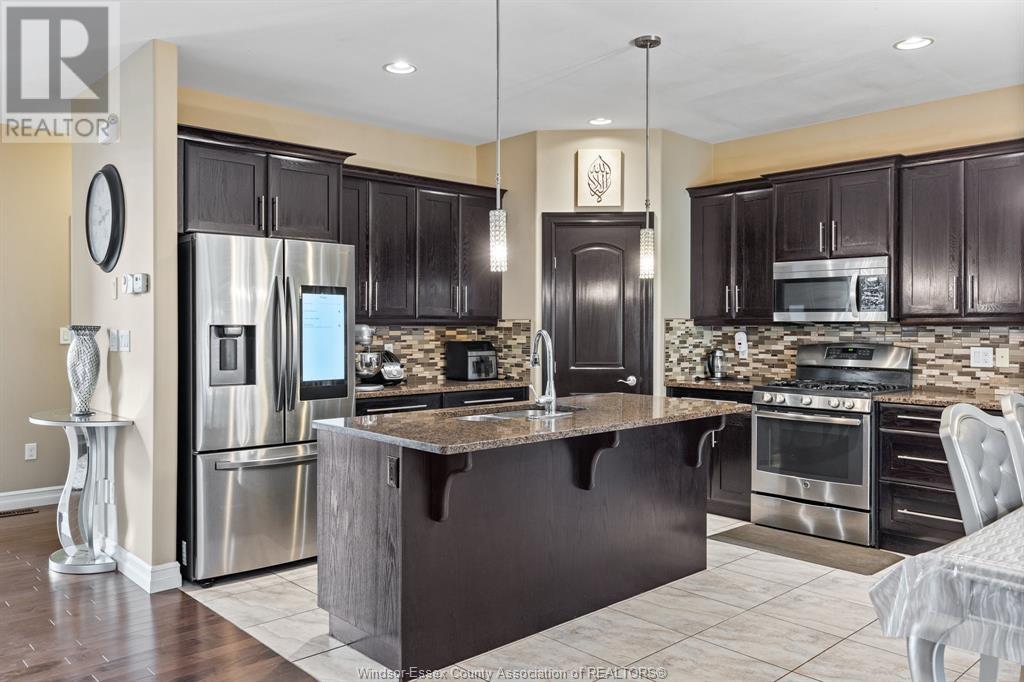 Photo 15 of 3942 Zanzibar Crescent, Windsor ON