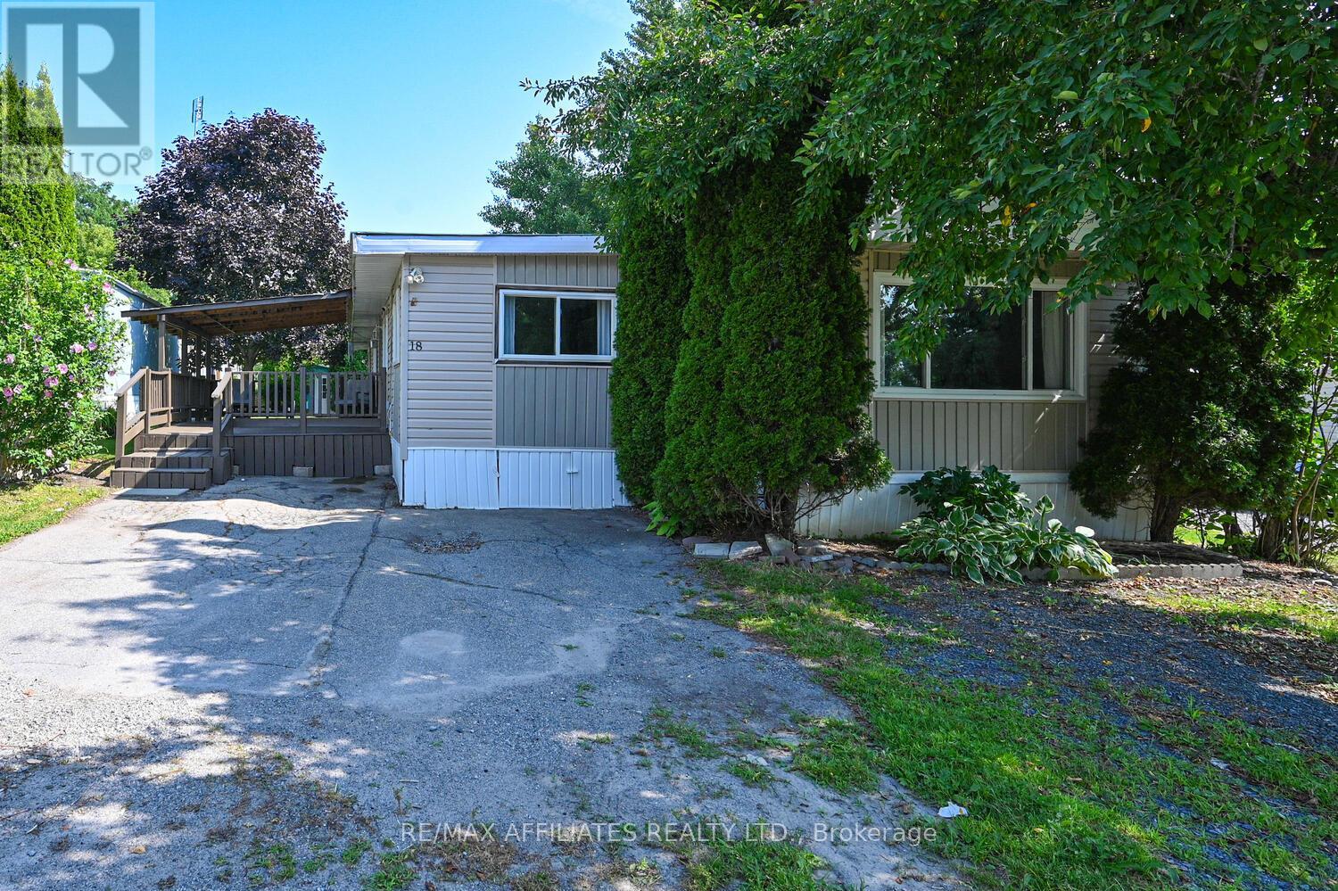 Photo 2 of 18 Cassell Lane, Rideau Lakes ON