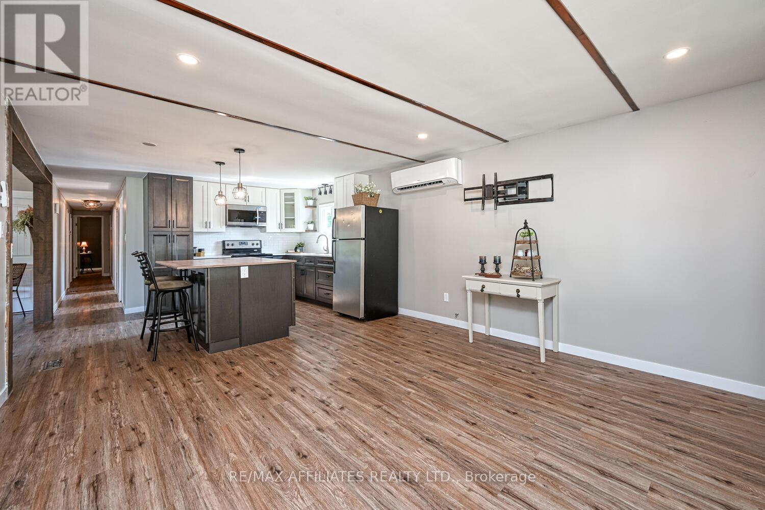 Photo 20 of 18 Cassell Lane, Rideau Lakes ON