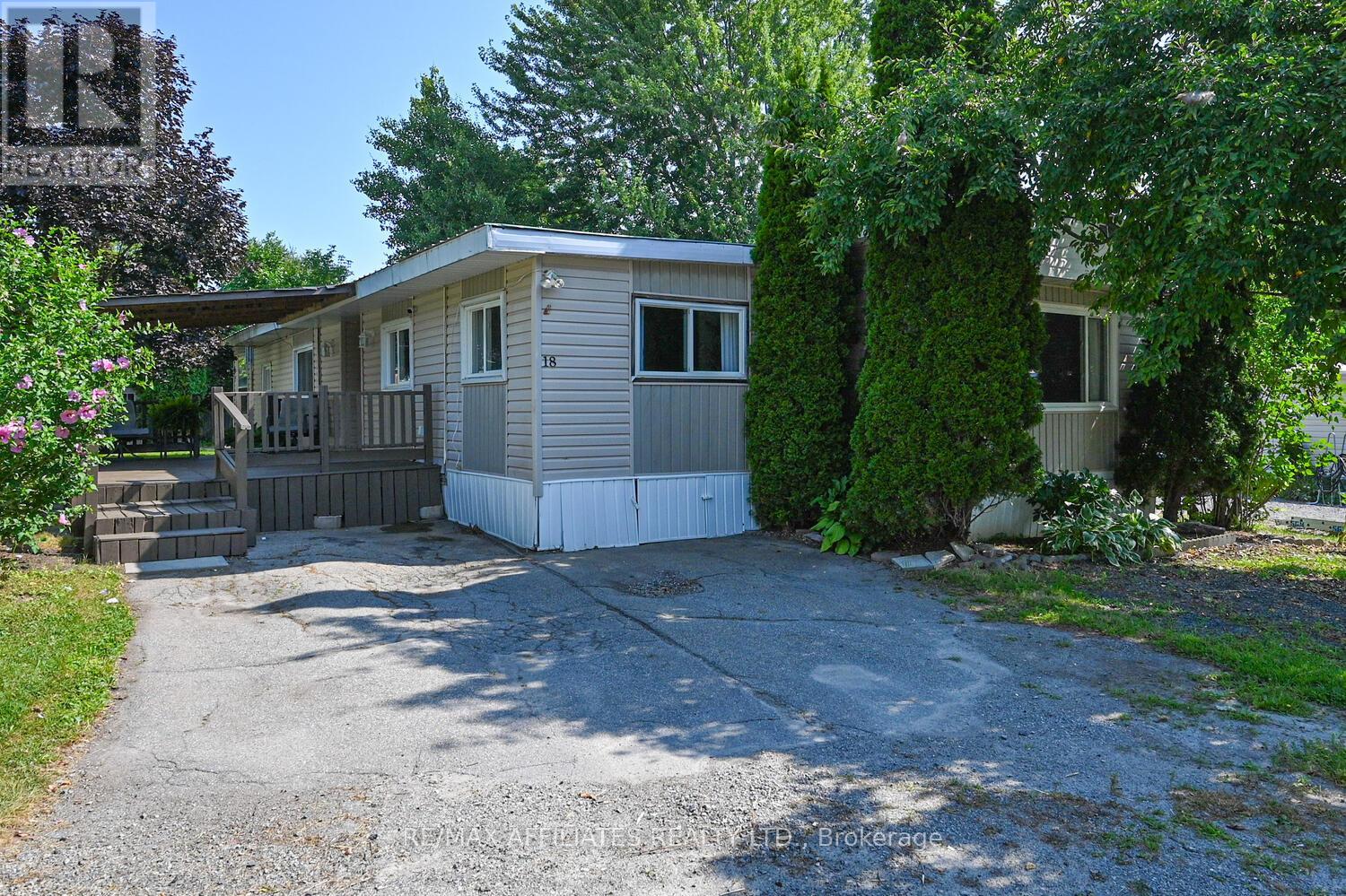 Photo 3 of 18 Cassell Lane, Rideau Lakes ON