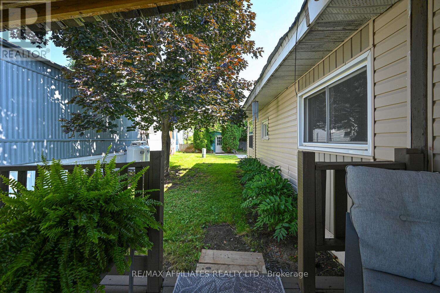 Photo 37 of 18 Cassell Lane, Rideau Lakes ON