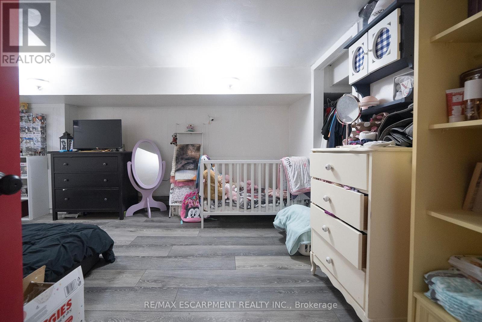 Photo 20 of 294 Darling Street, Brantford ON