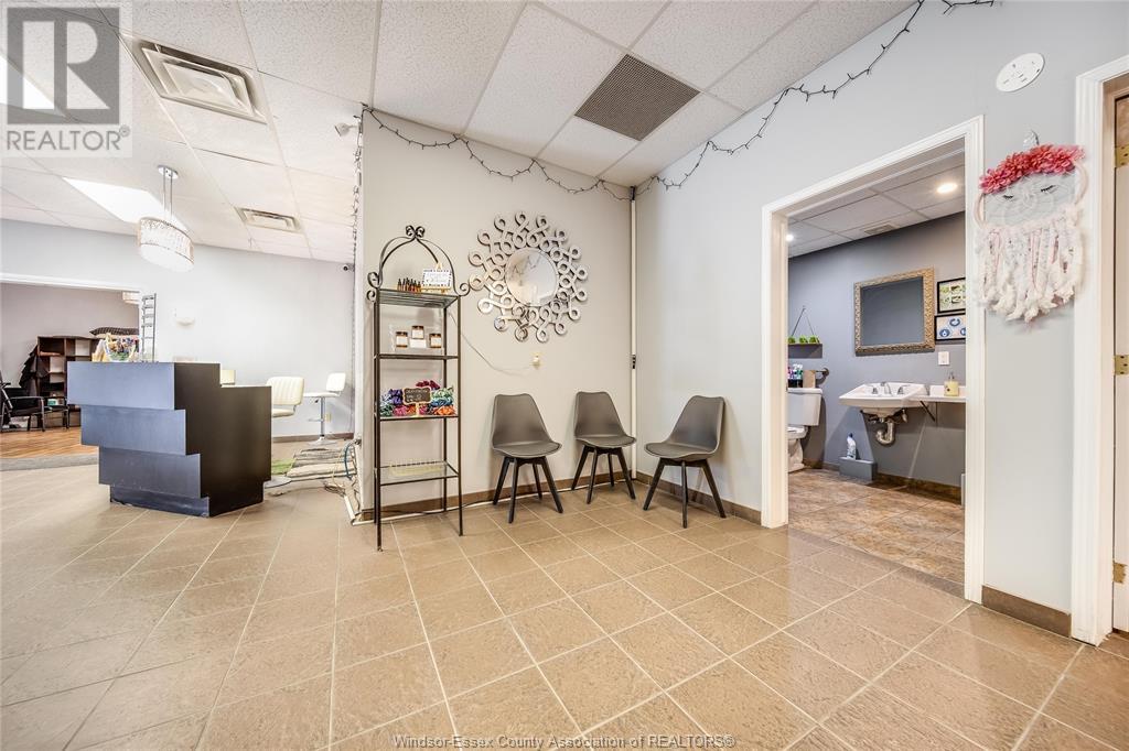 Photo 4 of 201 West Grand Boulevard, Windsor ON