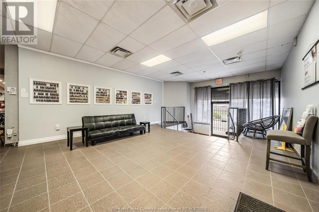 Photo 3 of 201 West Grand Boulevard, Windsor ON