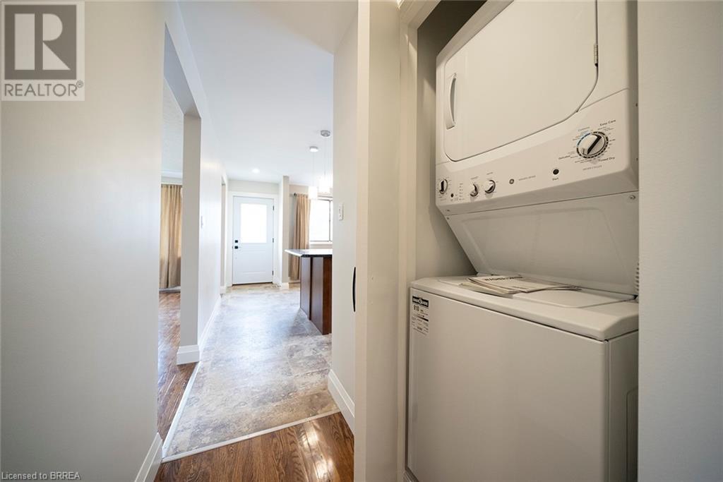 Photo 9 of 404 Nelson Street Unit Upper, Brantford ON