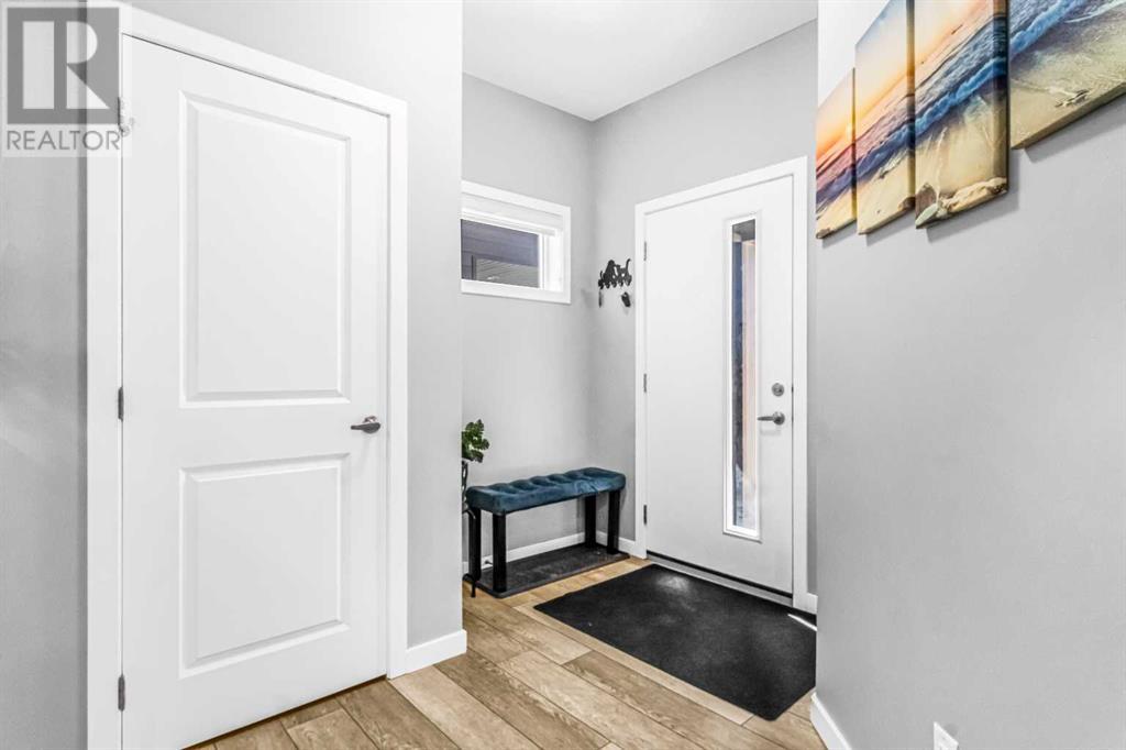 Photo 20 of 1036 Chinook Gate Heath Sw, Airdrie AB