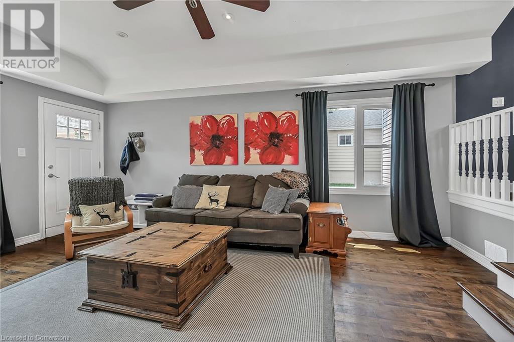 Photo 39 of 435 East 42nd Street, Hamilton ON
