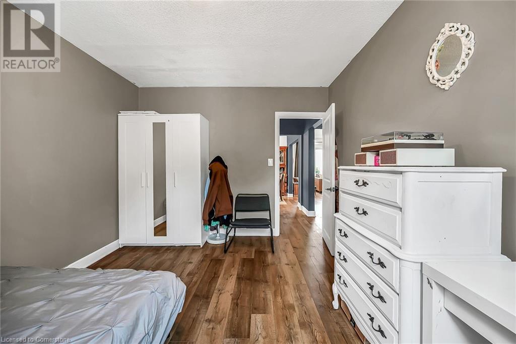 Photo 30 of 435 East 42nd Street, Hamilton ON