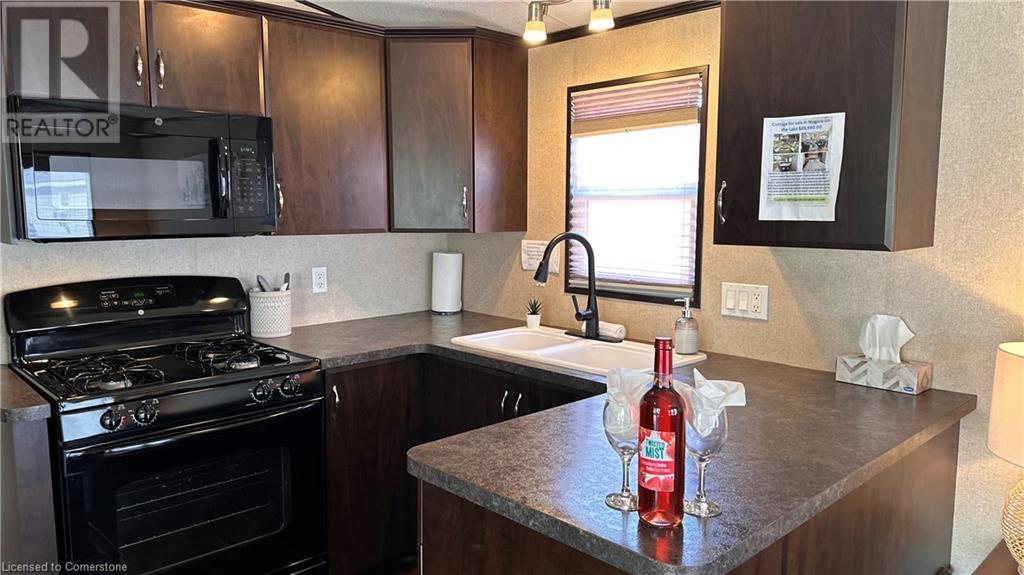 Photo 2 of 1501 Line 8 Road Unit 520, Niagaraonthelake ON