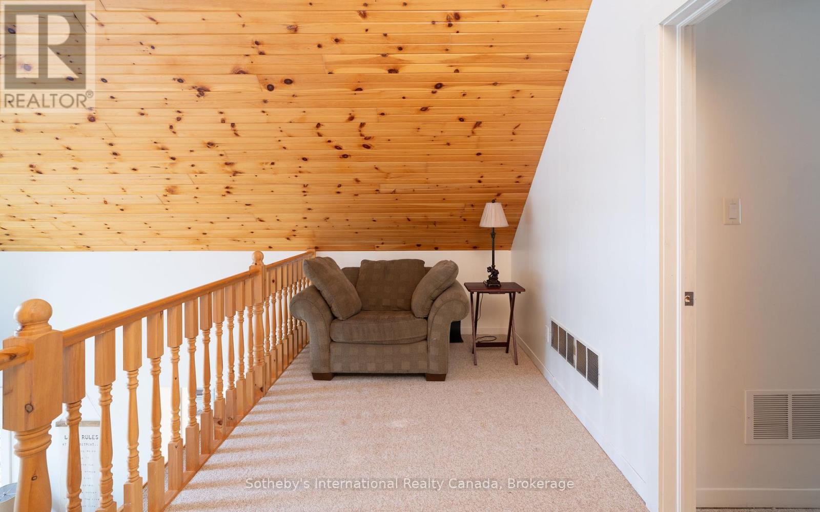 Photo 14 of 1010 Ransbury Road, Muskoka Lakes ON